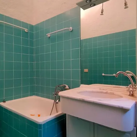 Castagni Singola Pentalocale - Villaggio Taunus Numana