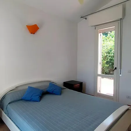 Castagni Singola Pentalocale - Villaggio Taunus * Numana